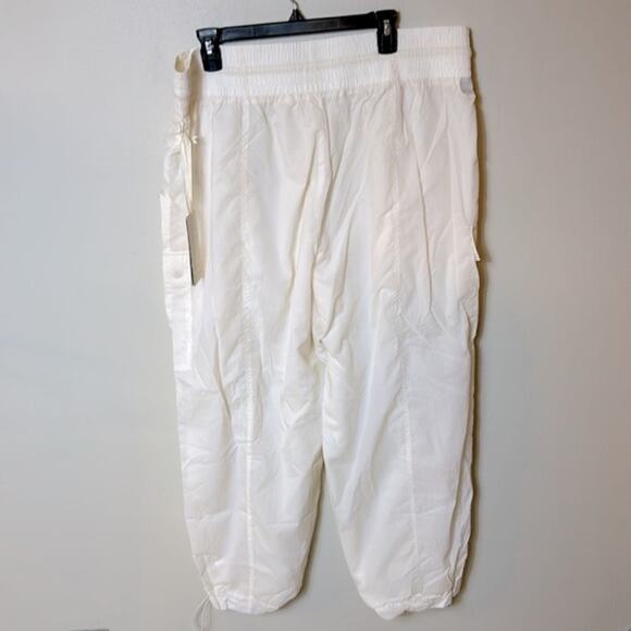 NWT Athleta X Alicia Keys high waist utility pant, 18 - Picture 12 of 15